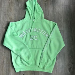 Green washing dc hoodie✅
✨size-M
✨condition - good